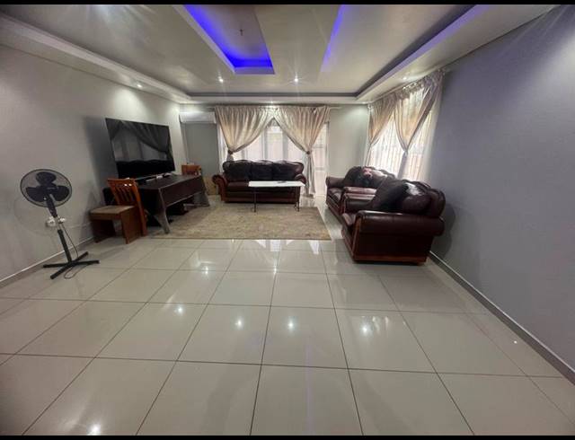 3 BEDROOM HOUSE FOR SALE IN DENNESIG